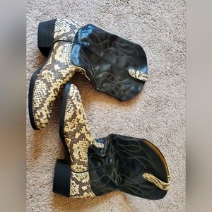 Men's Snakeskin Cowboy Boots